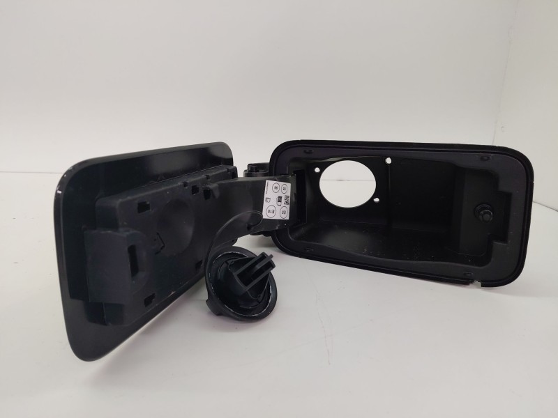 Recambio de tapa exterior combustible para dacia duster (pym/pyn) duster referencia OEM IAM 788269092R  
							