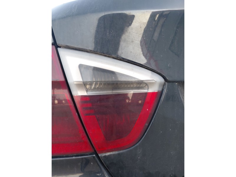 Recambio de piloto trasero izquierdo interior para bmw 3 (e90) 320 d referencia OEM IAM   
							