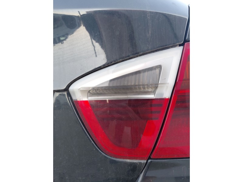 Recambio de piloto trasero derecho interior para bmw 3 (e90) 320 d referencia OEM IAM   
							