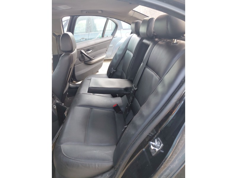 Recambio de asientos traseros para bmw 3 (e90) 320 d referencia OEM IAM   
							
