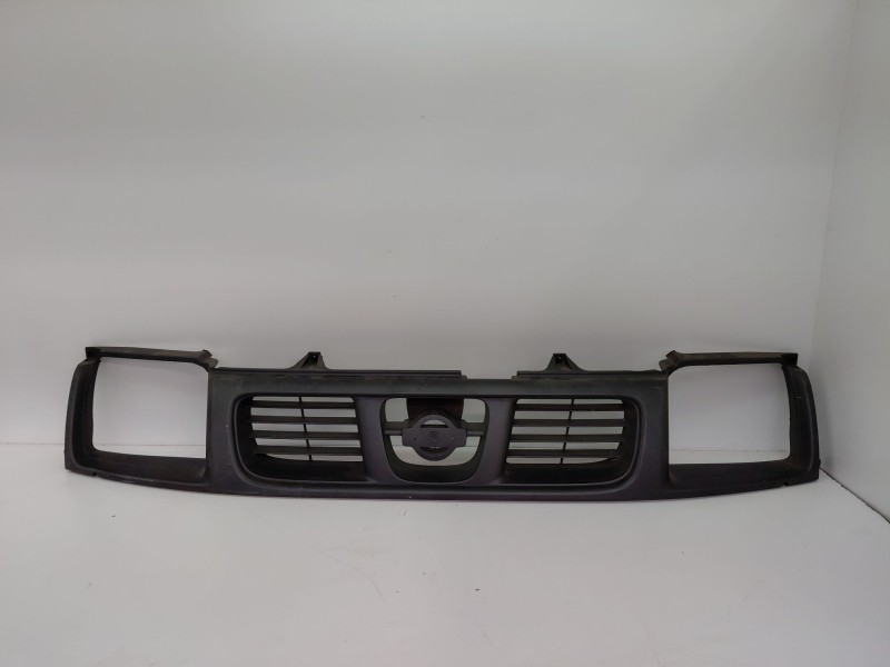 Recambio de calandra delantera de radiador para nissan navara (d22) 2.5 d 4x4 referencia OEM IAM   
							
