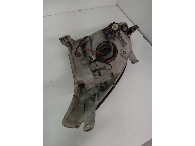 Recambio de faro derecho para toyota land cruiser prado (_j12_) 3.0 d-4d (kzj12) referencia OEM IAM   