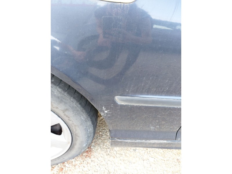 Recambio de aleta delantera izquierda para bmw 3 (e46) 320 d referencia OEM IAM   
							