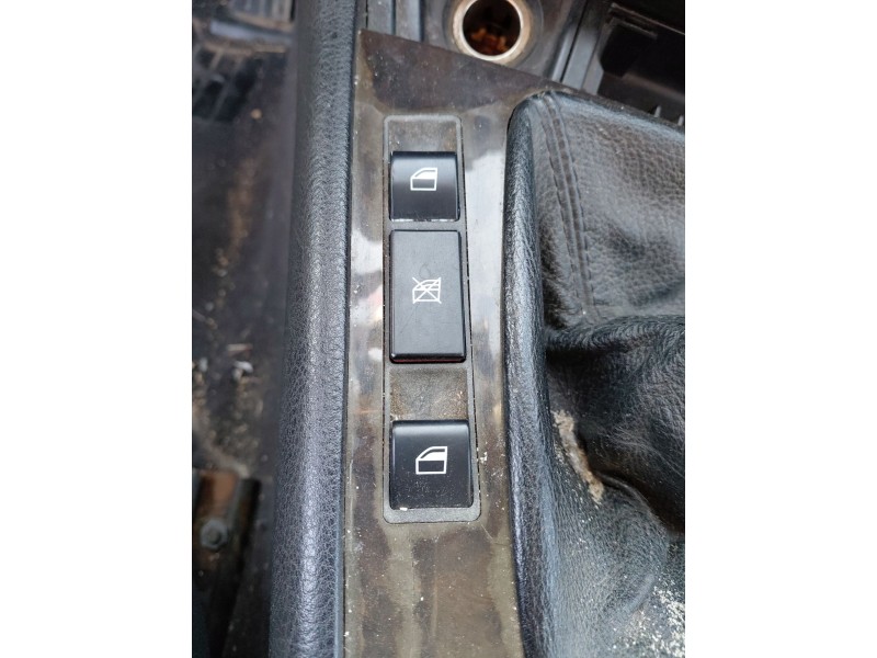 Recambio de mando elevalunas delantero izquierdo para bmw 3 (e46) 320 d referencia OEM IAM   
							