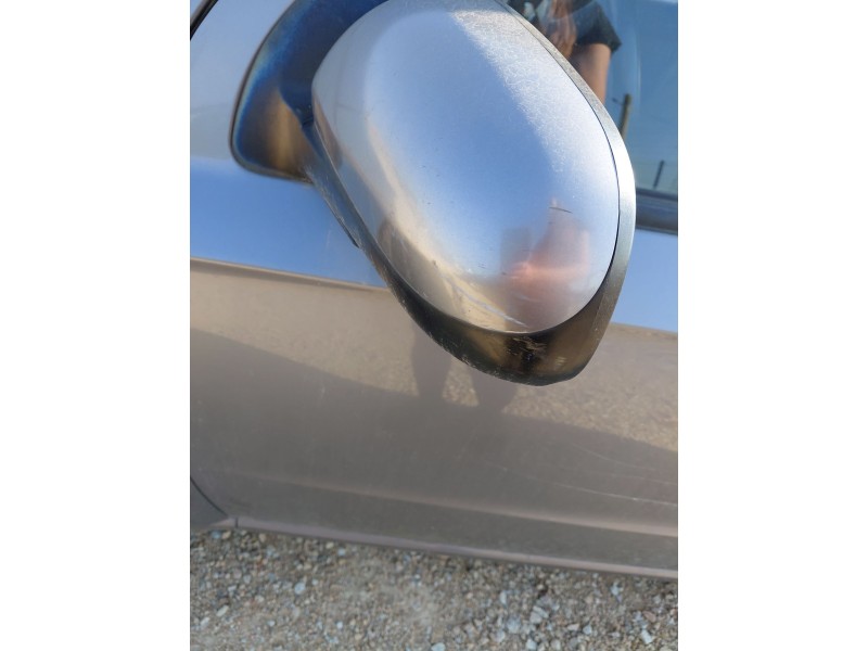 Recambio de retrovisor izquierdo para chevrolet aveo / kalos sedán (t250, t255) 1.4 referencia OEM IAM   