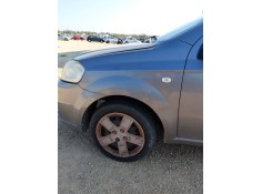 Recambio de aleta delantera izquierda para chevrolet aveo / kalos sedán (t250, t255) 1.4 referencia OEM IAM   