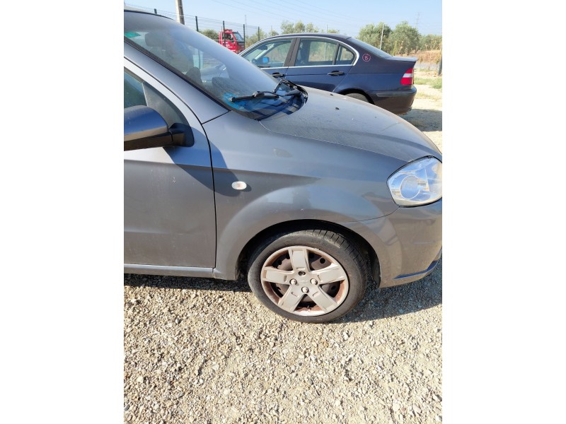 Recambio de aleta delantera derecha para chevrolet aveo / kalos sedán (t250, t255) 1.4 referencia OEM IAM   