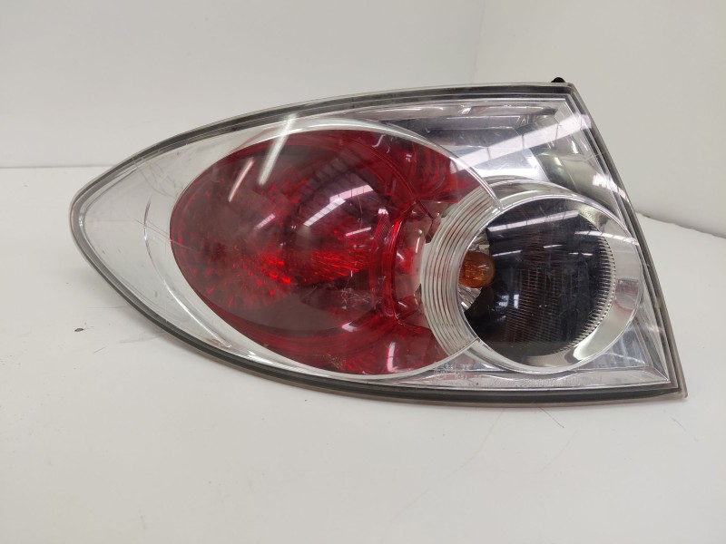 Recambio de piloto trasero izquierdo para mazda 6 hatchback (gg) 1.8 referencia OEM IAM 22061971  
							