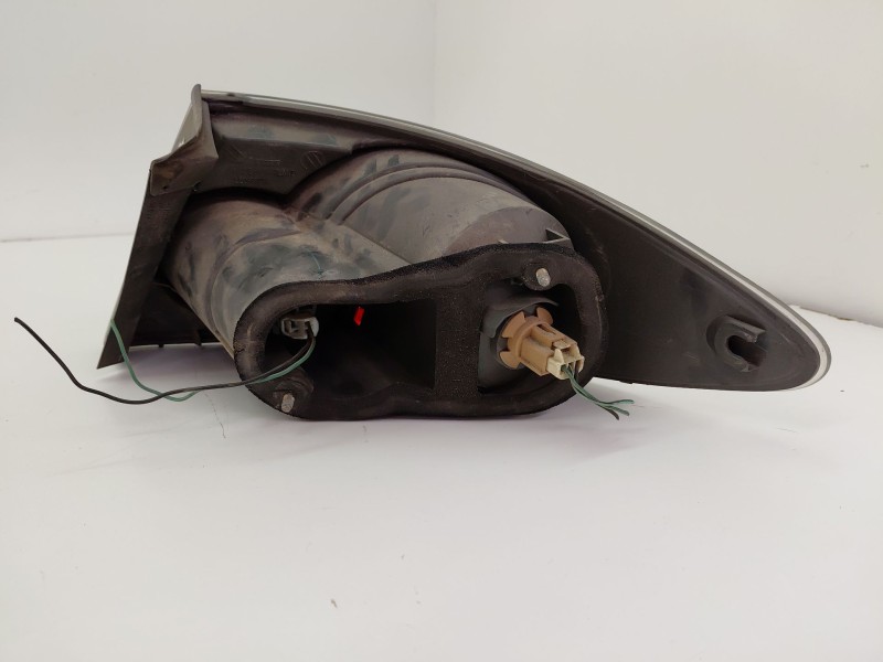 Recambio de piloto trasero izquierdo para mazda 6 hatchback (gg) 1.8 referencia OEM IAM 22061971  