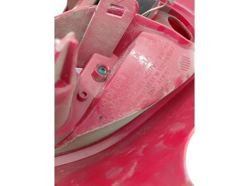 Recambio de piloto trasero derecho para peugeot 207 1.4 hdi fap referencia OEM IAM 968656598000  