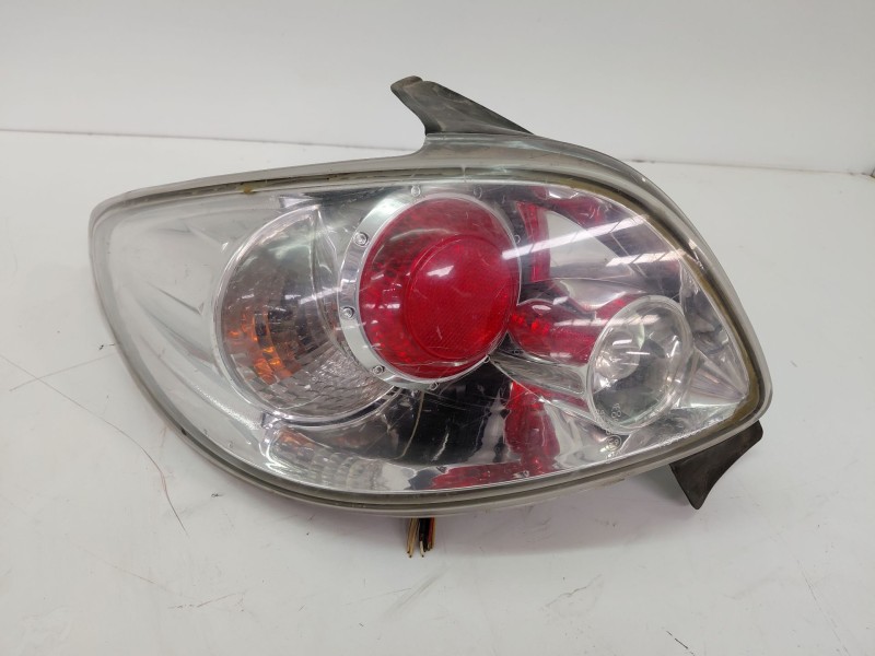 Recambio de piloto trasero izquierdo para peugeot 206 berlina x-line referencia OEM IAM   