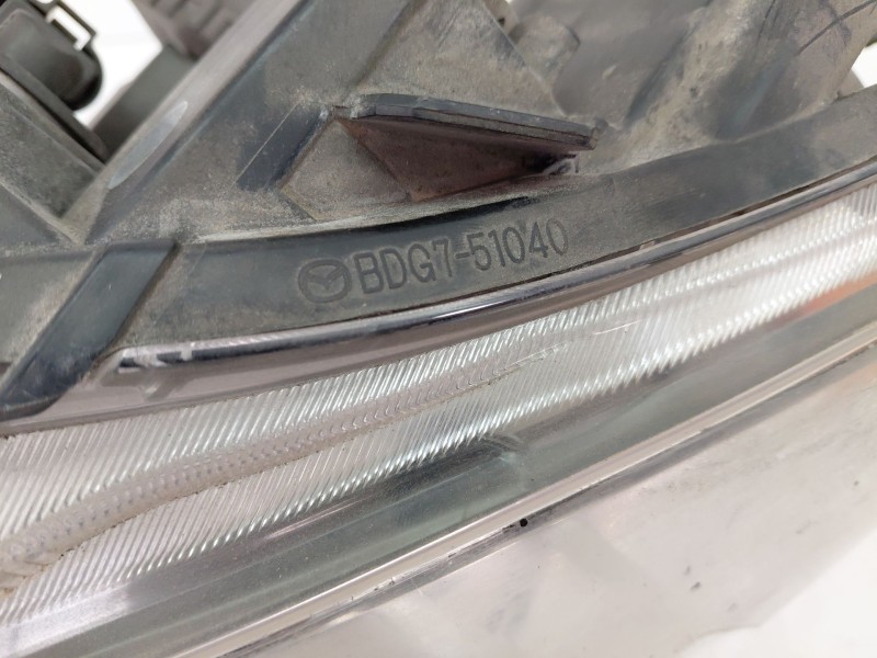 Recambio de faro izquierdo para mazda 3 (bl) 1.6 mzr (bl14) referencia OEM IAM BDG751040  
							