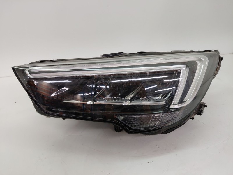 Recambio de faro izquierdo para opel crossland x design line referencia OEM IAM 39153538  
							