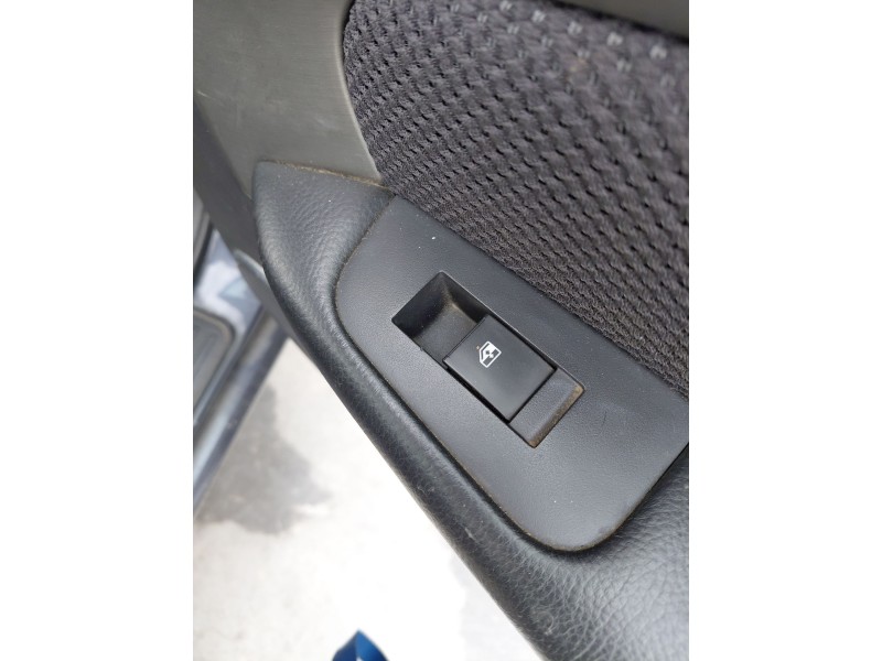 Recambio de mando elevalunas trasero derecho para chevrolet epica (kl1_) 2.0 d referencia OEM IAM   
							