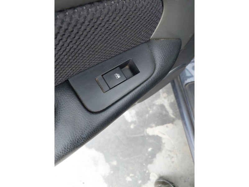 Recambio de mando elevalunas trasero izquierdo para chevrolet epica (kl1_) 2.0 d referencia OEM IAM   
							