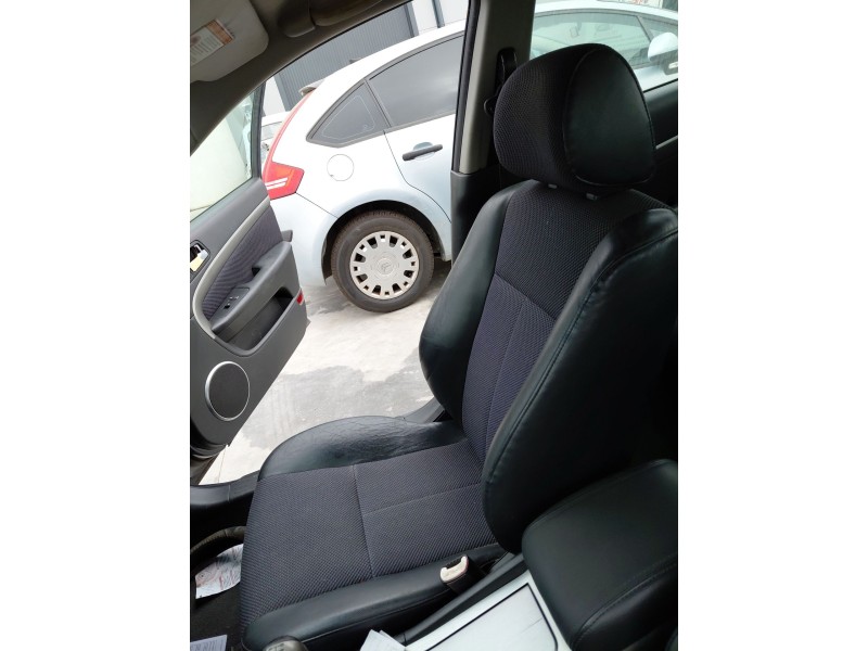 Recambio de asiento delantero derecho para chevrolet epica (kl1_) 2.0 d referencia OEM IAM   
							