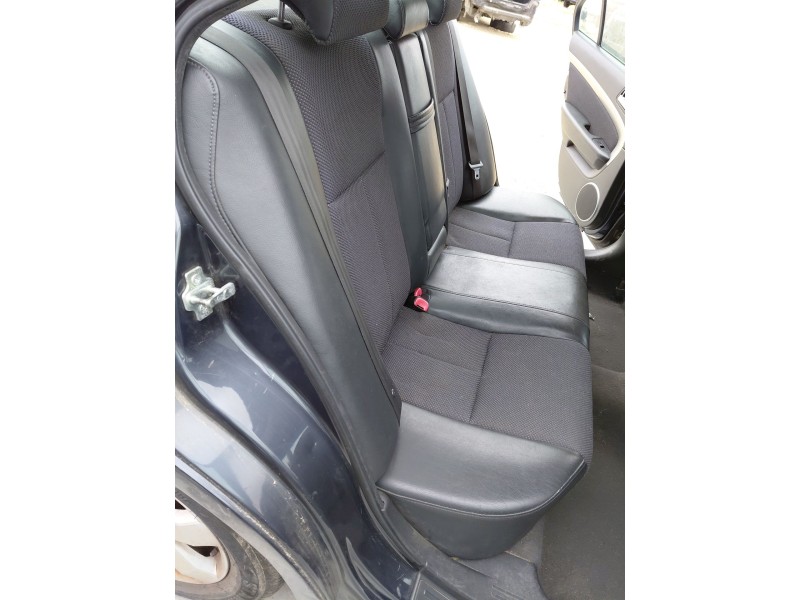 Recambio de asientos traseros para chevrolet epica (kl1_) 2.0 d referencia OEM IAM   
							