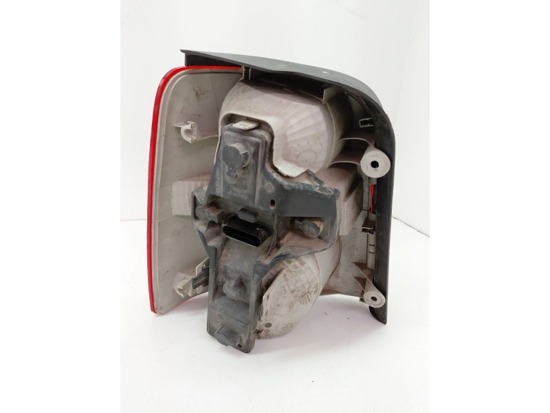 Recambio de piloto trasero derecho para volkswagen touran (1t1, 1t2) 1.9 tdi referencia OEM IAM   
							