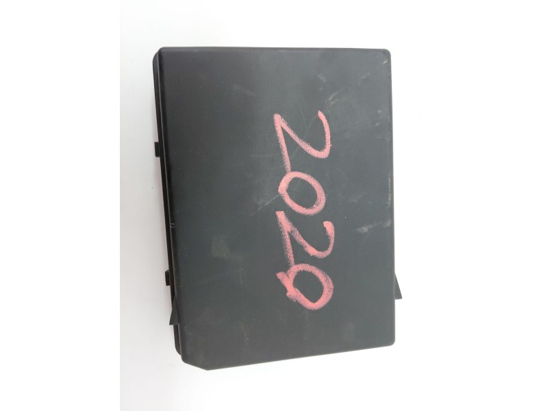 Recambio de caja reles / fusibles para dacia duster (pym/pyn) duster referencia OEM IAM 284B70754R  