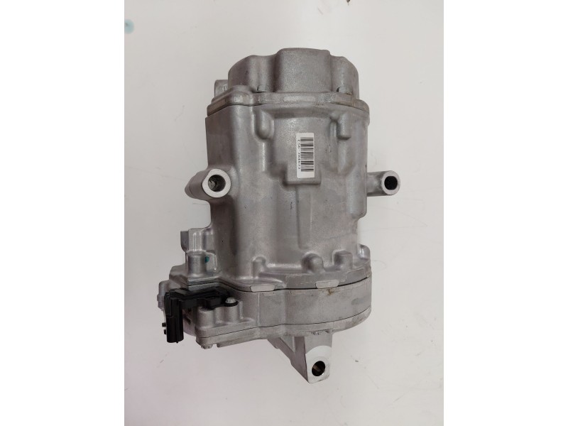 Recambio de compresor aire acondicionado para dacia duster (pym/pyn) duster referencia OEM IAM 926003211R 0424002320 
							