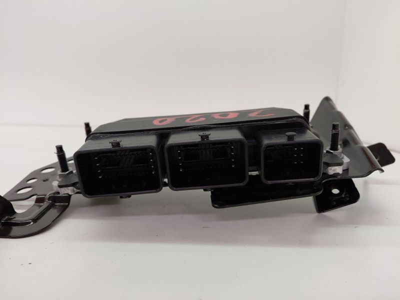 Recambio de centralita motor uce para dacia duster (pym/pyn) duster referencia OEM IAM 237100636V 237109474S 