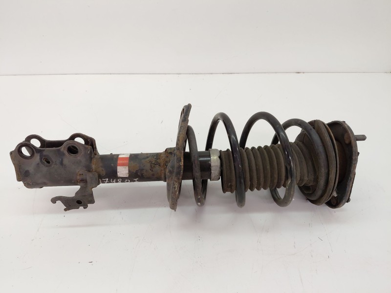 Recambio de amortiguador delantero izquierdo para toyota auris 2.0 d-4d 126 cv referencia OEM IAM 4852002760  
							