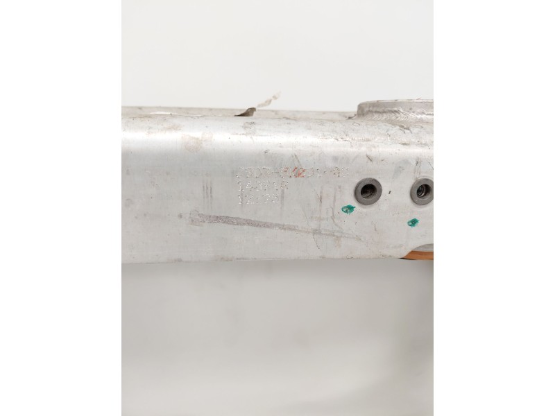 Recambio de puente trasero para jaguar i-pace se referencia OEM IAM J9D35K091AC  