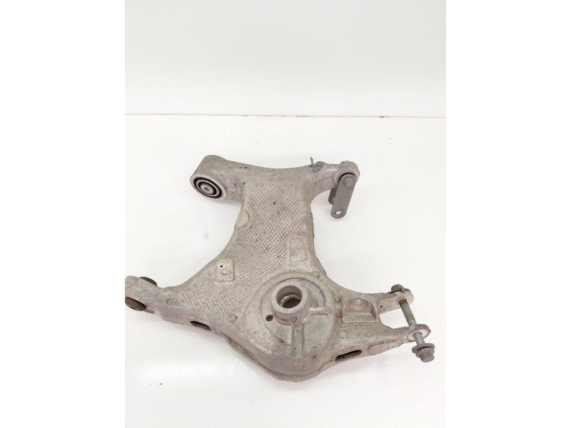 Recambio de brazo suspension superior trasero derecho para jaguar i-pace se referencia OEM IAM J9D35B530AB  
							