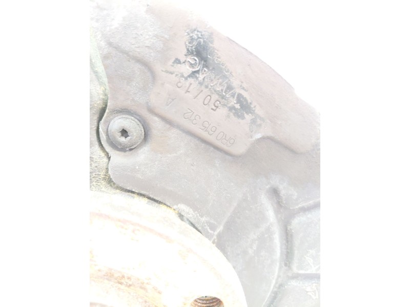 Recambio de mangueta delantera derecha para audi a1 (8x) 1.2 16v tfsi referencia OEM IAM 6R0615312  
							