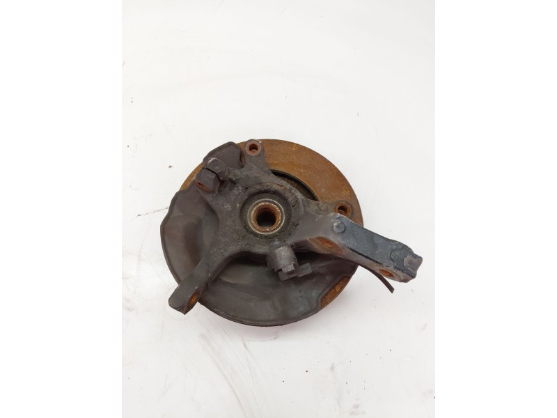 Recambio de mangueta delantera derecha para suzuki swift iii (mz, ez) 1.3 (rs 413) referencia OEM IAM   