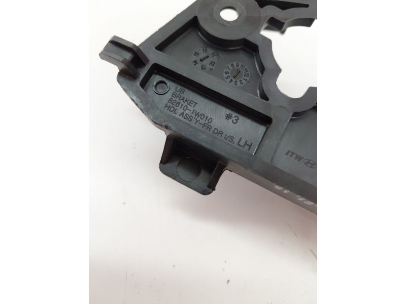 Recambio de maneta interior delantera izquierda para kia rio basic referencia OEM IAM 826101w010  