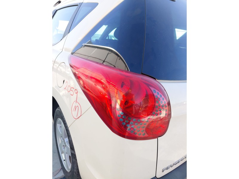 Recambio de piloto trasero izquierdo para peugeot 207 sw (wk_) 1.4 16v referencia OEM IAM   