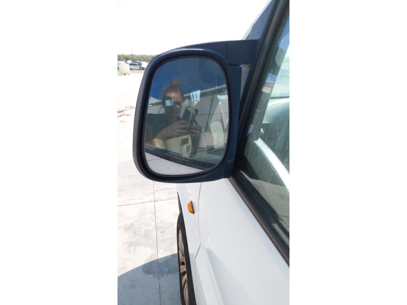 Recambio de retrovisor izquierdo para hyundai h-1 furgoneta (a1) 2.5 td referencia OEM IAM   
							