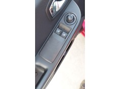 Recambio de mando elevalunas delantero izquierdo para renault clio iv (bh_) 0.9 tce 90 referencia OEM IAM   
