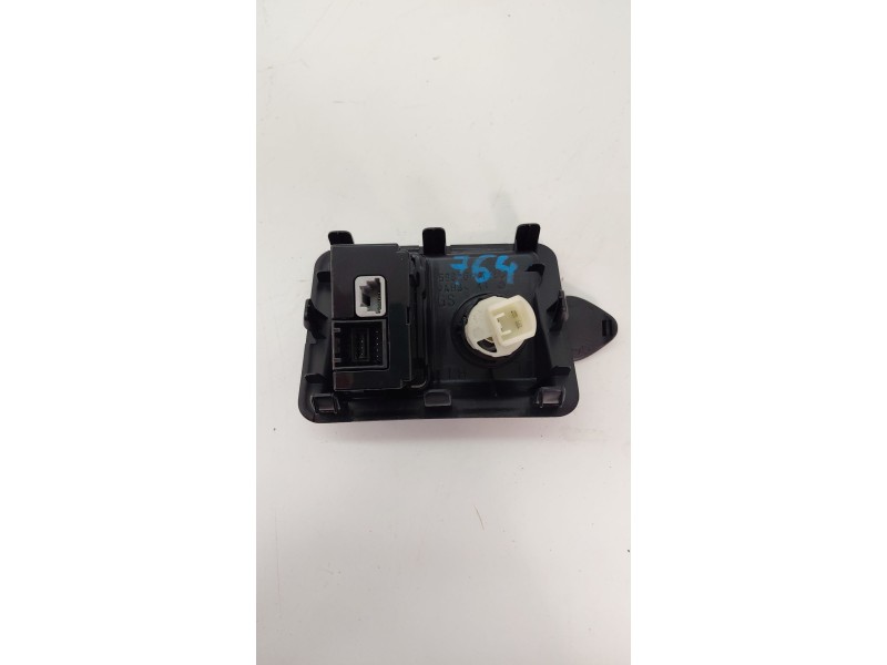Recambio de modulo electronico para lexus gs 450h referencia OEM IAM 5882630150  
							
