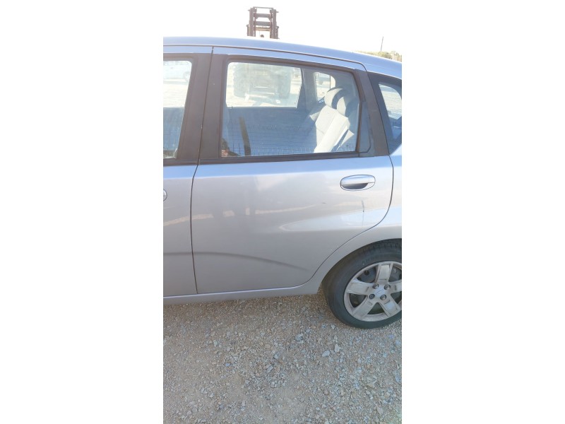 Recambio de puerta trasera izquierda para chevrolet aveo / kalos hatchback (t250, t255) 1.4 referencia OEM IAM   