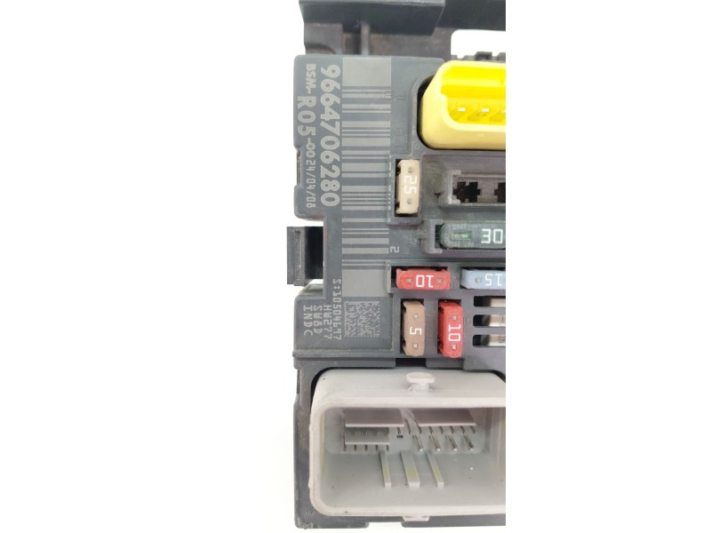 Recambio de caja reles / fusibles para peugeot 308 sw 1.6 thp 150 cv referencia OEM IAM 9664706280  