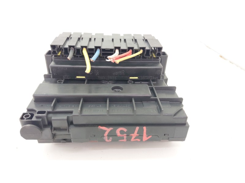 Recambio de caja reles / fusibles para peugeot 308 sw 1.6 thp 150 cv referencia OEM IAM 9664706280  