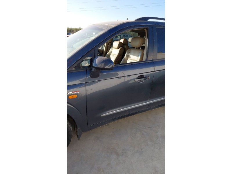 Recambio de puerta delantera izquierda para ssangyong rodius i 2.7 xdi 4wd referencia OEM IAM   
							