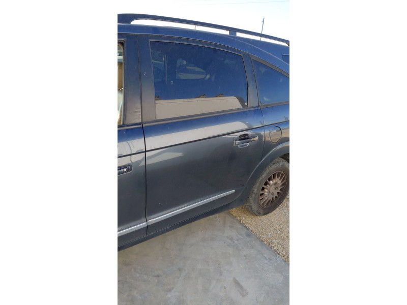Recambio de puerta delantera derecha para ssangyong rodius i 2.7 xdi 4wd referencia OEM IAM   
							