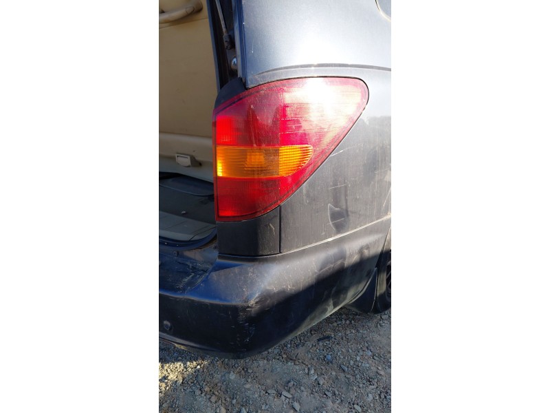 Recambio de piloto trasero derecho para ssangyong rodius i 2.7 xdi 4wd referencia OEM IAM   
							