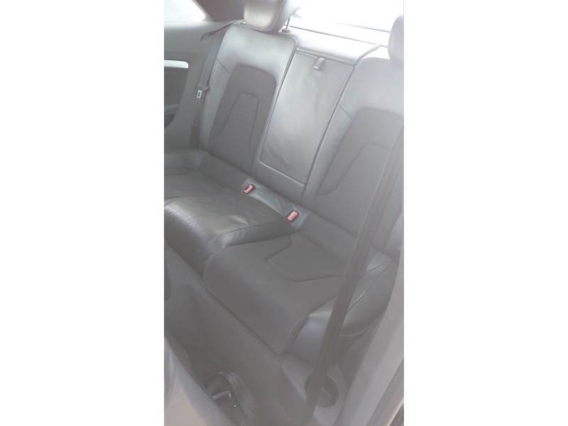 Recambio de asientos traseros para audi a5 (8t3) 2.7 tdi referencia OEM IAM   
							