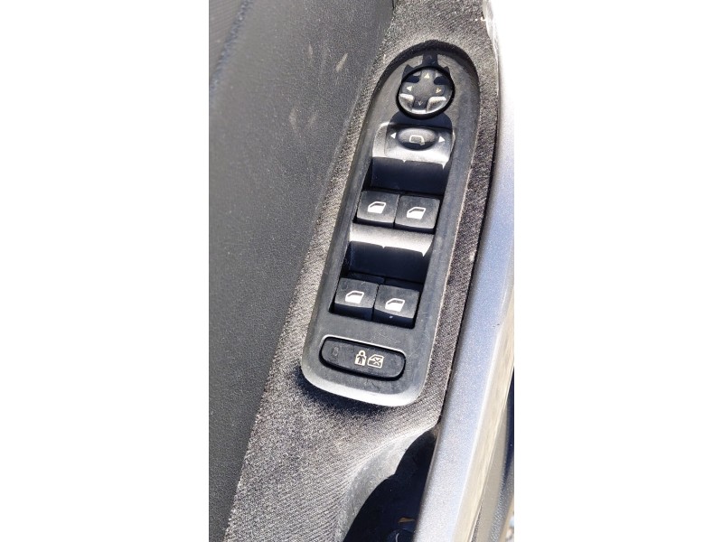 Recambio de mando elevalunas delantero izquierdo para peugeot 308 sw i (4e_, 4h_) 1.6 hdi referencia OEM IAM   
							