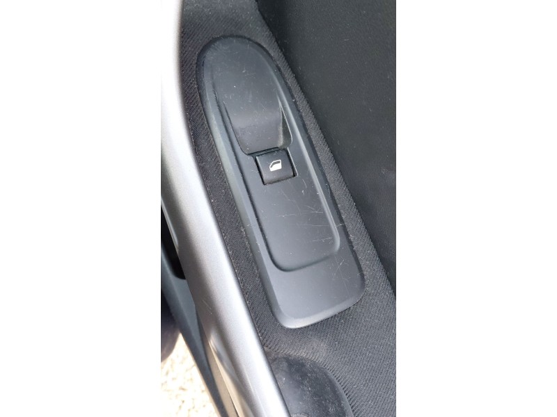Recambio de mando elevalunas delantero derecho para peugeot 308 sw i (4e_, 4h_) 1.6 hdi referencia OEM IAM   
							