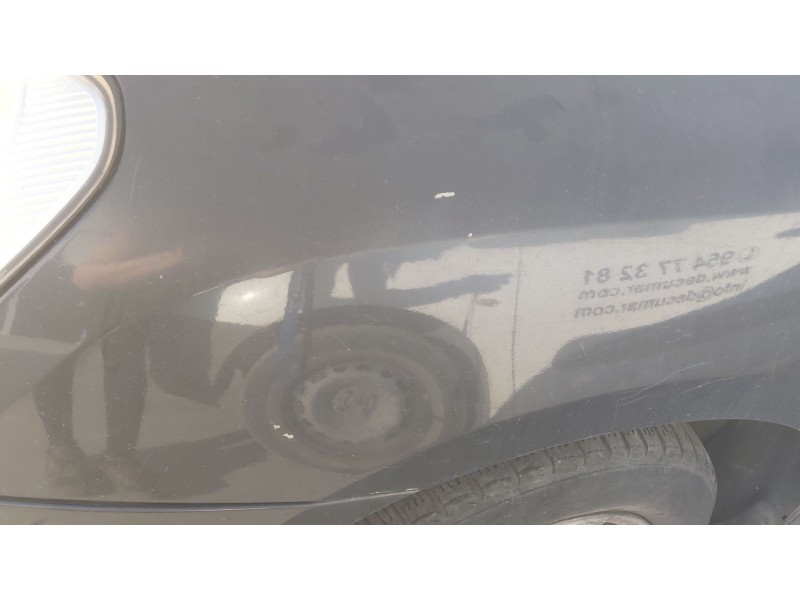 Recambio de aleta delantera izquierda para kia carens iii monospace (un) 2.0 crdi 140 referencia OEM IAM   