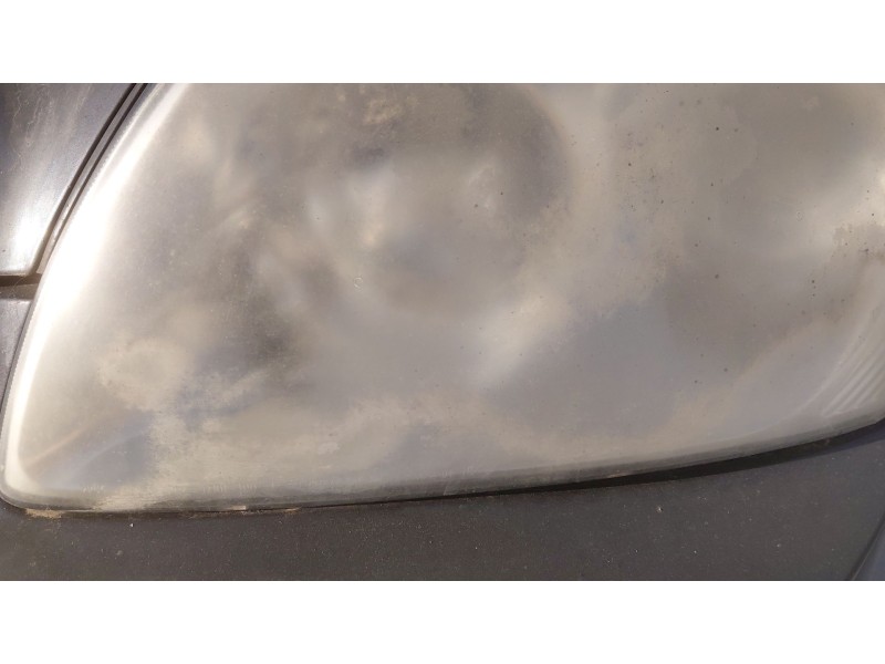 Recambio de faro izquierdo para kia carens iii monospace (un) 2.0 crdi 140 referencia OEM IAM   