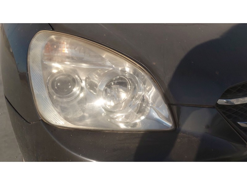 Recambio de faro derecho para kia carens iii monospace (un) 2.0 crdi 140 referencia OEM IAM   
							