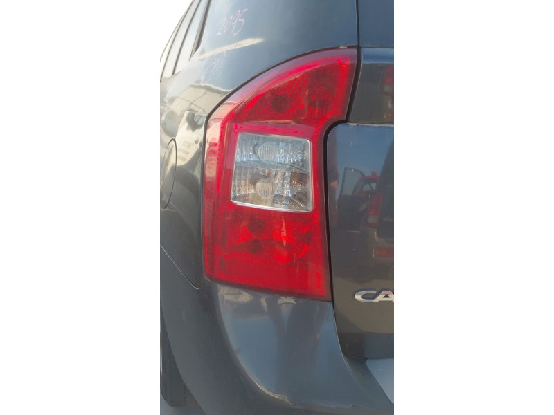 Recambio de piloto trasero izquierdo para kia carens iii monospace (un) 2.0 crdi 140 referencia OEM IAM   
							