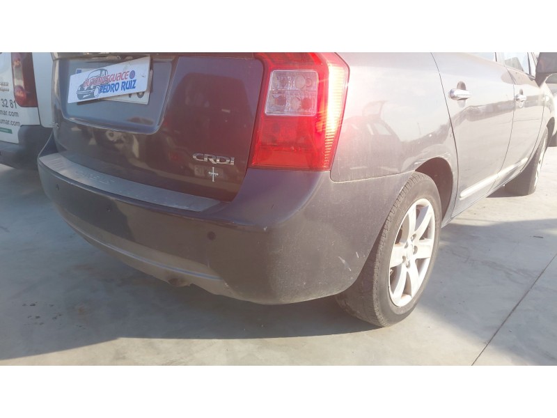Recambio de paragolpes trasero para kia carens iii monospace (un) 2.0 crdi 140 referencia OEM IAM   
							