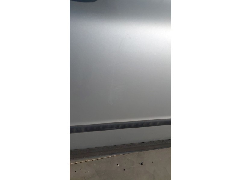 Recambio de puerta delantera izquierda para volkswagen passat b5.5 (3b3) 1.6 referencia OEM IAM   
							